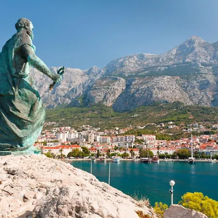 3785-3 For 2 Pers In * Baška Voda