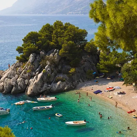 3785-3 For 2 Pers In * Baška Voda